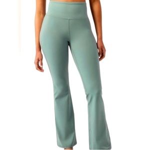 Athleta flare yoga pants